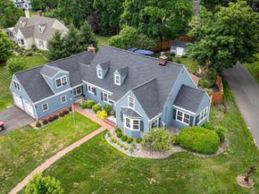 6 E School Lane, Yardley PA 19067
