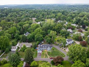 6 E School Lane, Yardley PA 19067