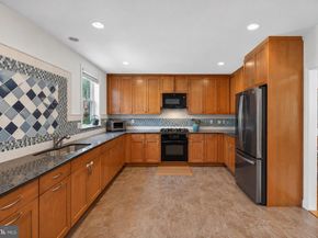 724 S Mount Pleasant Road, Philadelphia PA 19119