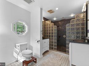 724 S Mount Pleasant Road, Philadelphia PA 19119