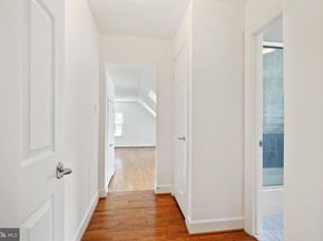 9705 Holloway Hill, Potomac MD 20854