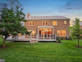 9705 Holloway Hill, Potomac MD 20854