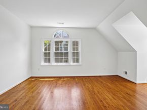 9705 Holloway Hill, Potomac MD 20854