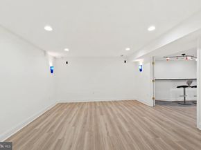 9705 Holloway Hill, Potomac MD 20854