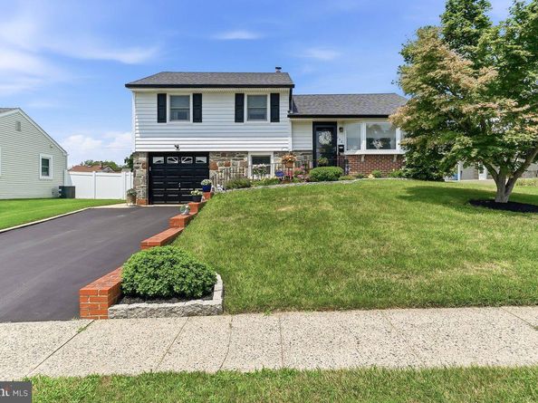 240 Talbot Drive, Broomall PA 19008