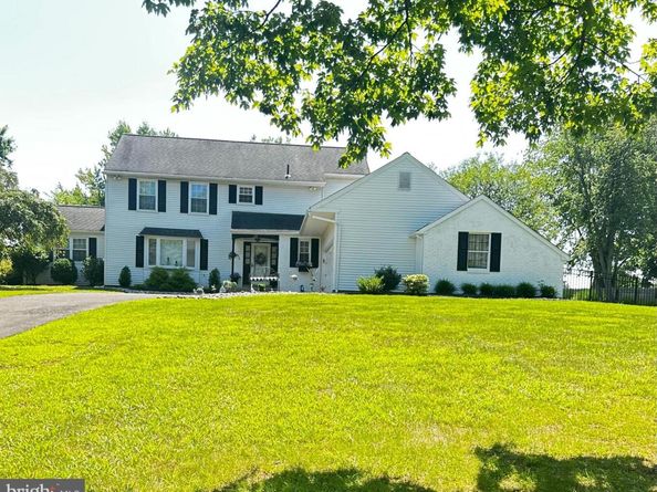 22 W Norton Drive, Churchville PA 18966