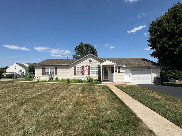 31 Bridgetown Pike, Feasterville-Trevose PA 19053