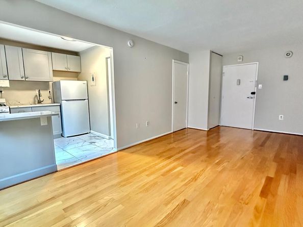 1440 N Street NW 503, Washington DC 20005