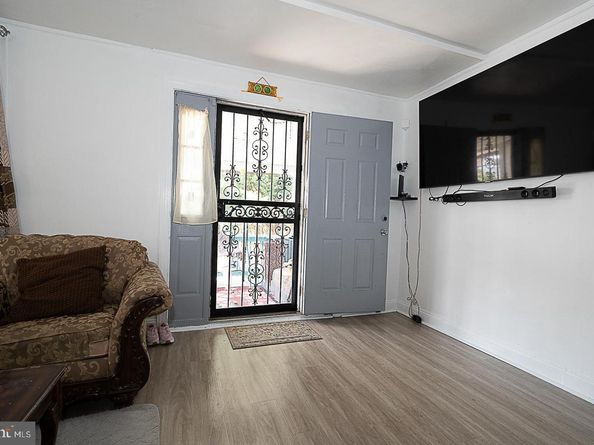 188 E Essex Avenue, Lansdowne PA 19050