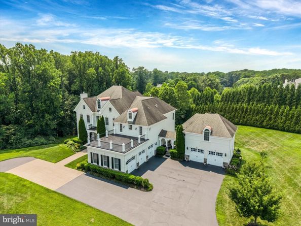 9107 Dara Lane, Great Falls VA 22066