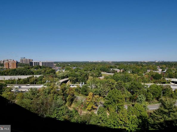 2500 N Van Dorn Street 1211, Alexandria VA 22302