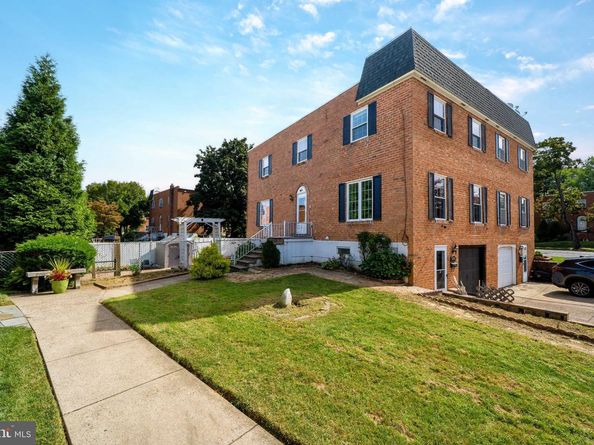 11103 Hendrix Street, Philadelphia PA 19116