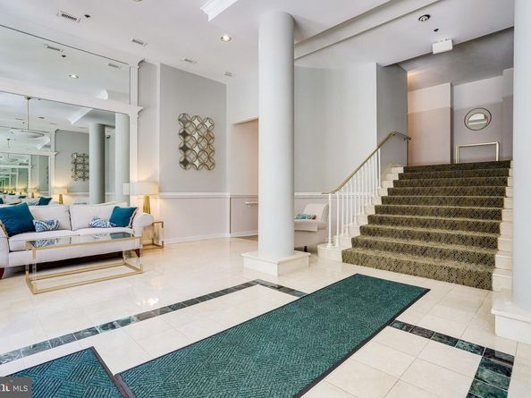 1050 N Taylor Street 1203, Arlington VA 22201