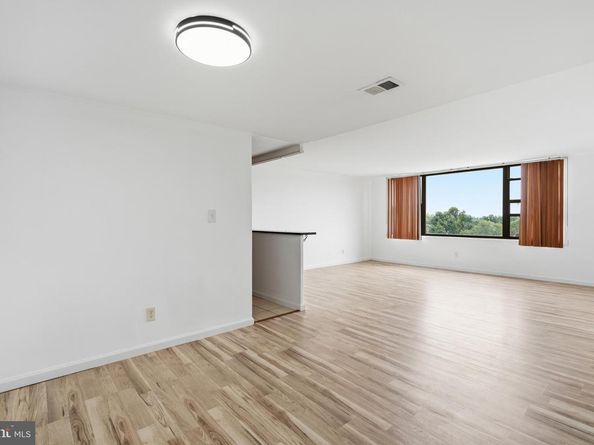 4600 Duke Street 706, Alexandria VA 22304