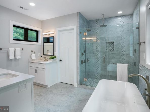 116 Fardale Street SE, Vienna VA 22180