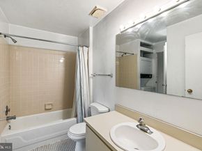 825 N 29TH Street 4I, Philadelphia PA 19130