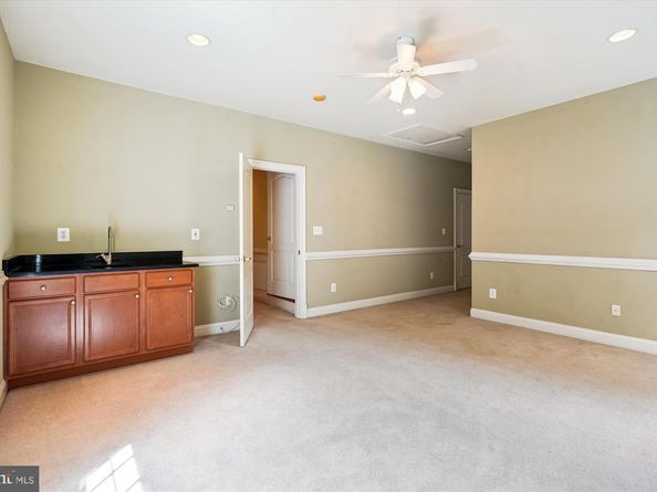 6975 Idylwood Road, Falls Church VA 22043