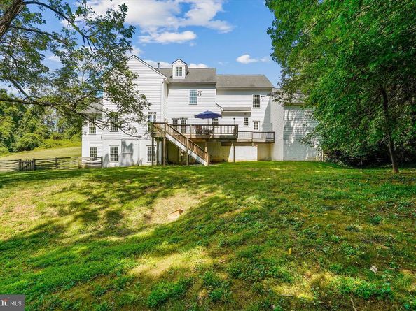 6975 Idylwood Road, Falls Church VA 22043