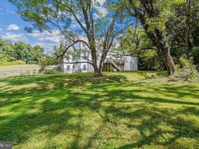 6975 Idylwood Road, Falls Church VA 22043