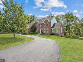 6975 Idylwood Road, Falls Church VA 22043