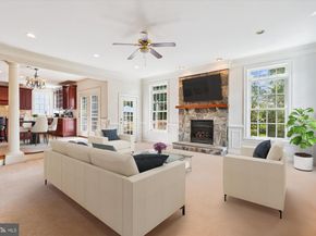 6975 Idylwood Road, Falls Church VA 22043