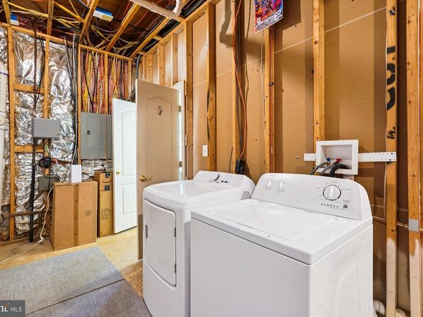 6975 Idylwood Road, Falls Church VA 22043