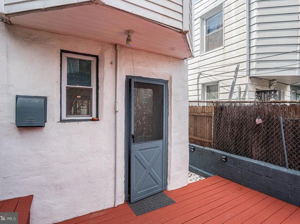 725 Hoffman Street, Philadelphia PA 19148