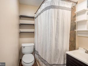 725 Hoffman Street, Philadelphia PA 19148