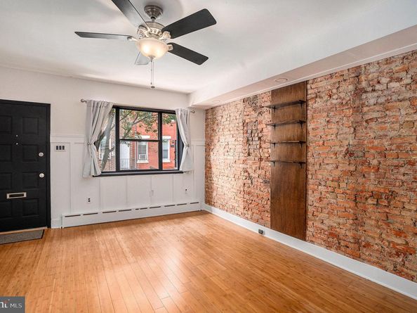 725 Hoffman Street, Philadelphia PA 19148