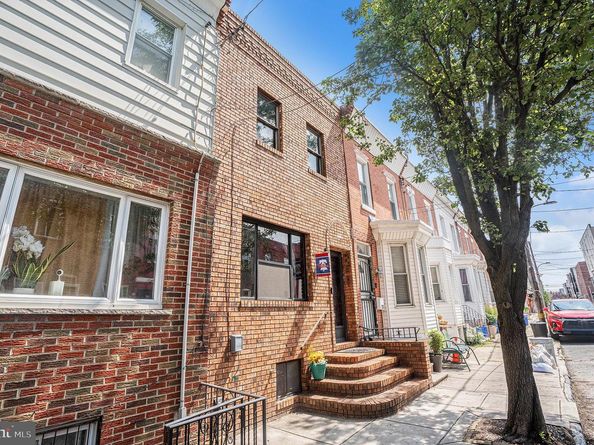 725 Hoffman Street, Philadelphia PA 19148