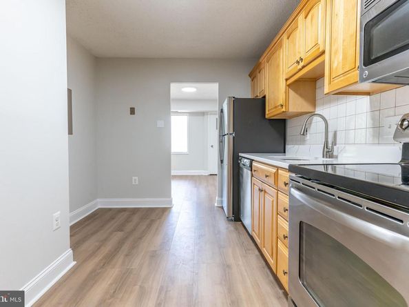 200 N Pickett Street N 311, Alexandria VA 22304