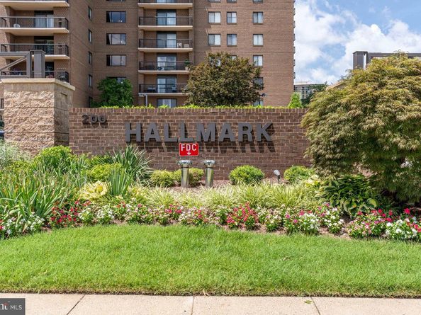 200 N Pickett Street N 311, Alexandria VA 22304