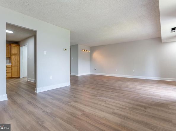 200 N Pickett Street N 311, Alexandria VA 22304