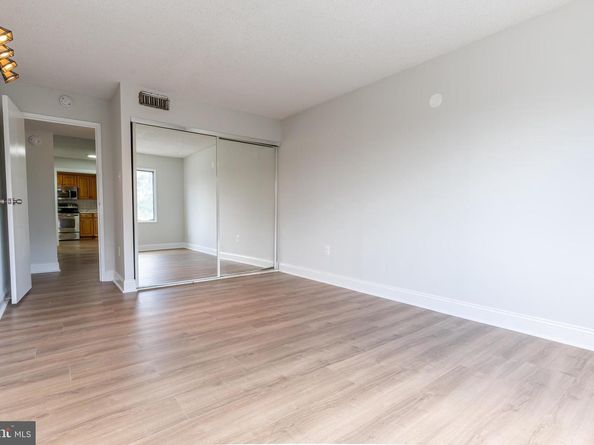 200 N Pickett Street N 311, Alexandria VA 22304