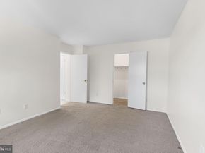 8001 Chanute Place 15, Falls Church VA 22042