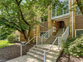8001 Chanute Place 15, Falls Church VA 22042
