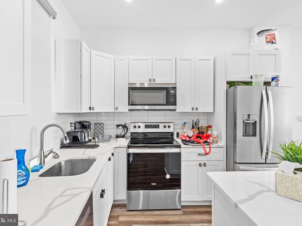 715 N 4TH Street, Philadelphia PA 19123