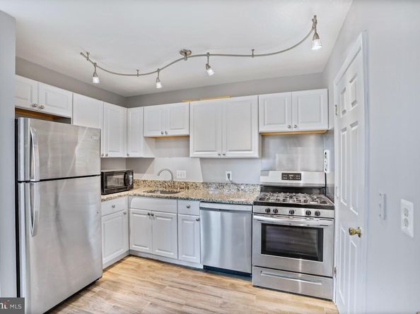 7376 Lee Highway 204, Falls Church VA 22046