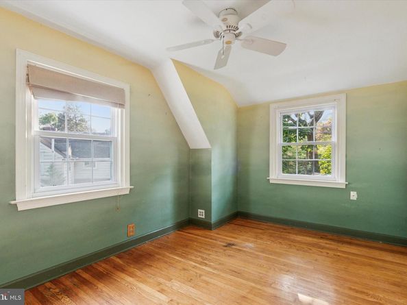 504 Plymouth Road, Glenside PA 19038