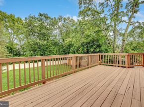 6057 Brook Drive, Falls Church VA 22044