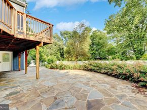 6057 Brook Drive, Falls Church VA 22044