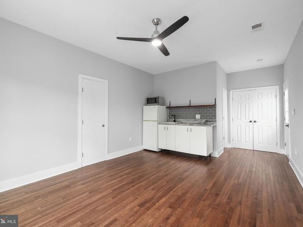 6057 Brook Drive, Falls Church VA 22044