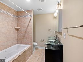 637 Morris Street, Philadelphia PA 19148