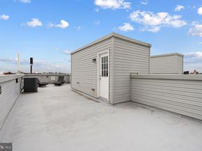 637 Morris Street, Philadelphia PA 19148