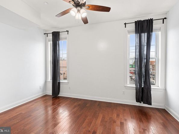637 Morris Street, Philadelphia PA 19148