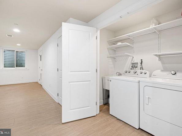 637 Morris Street, Philadelphia PA 19148