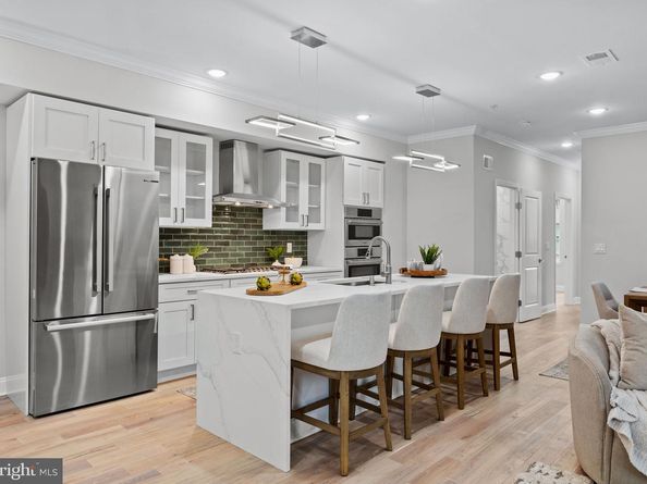 1638 S 2nd Street, Philadelphia PA 19148