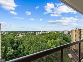 203 Yoakum Parkway 1725, Alexandria VA 22304