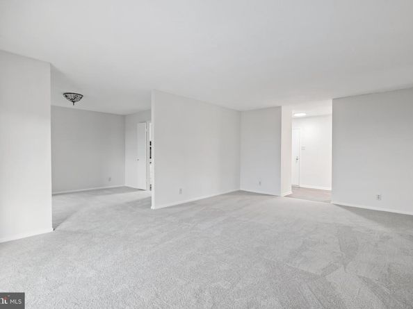 203 Yoakum Parkway 1725, Alexandria VA 22304