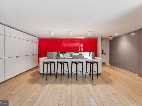 925 H Street NW 701, Washington DC 20001
